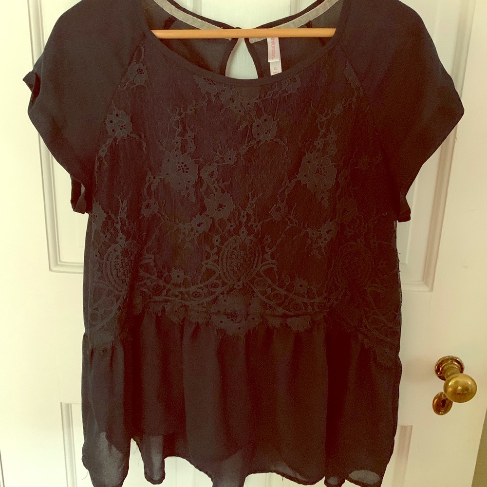 Emerald green lace and sheer flowy top